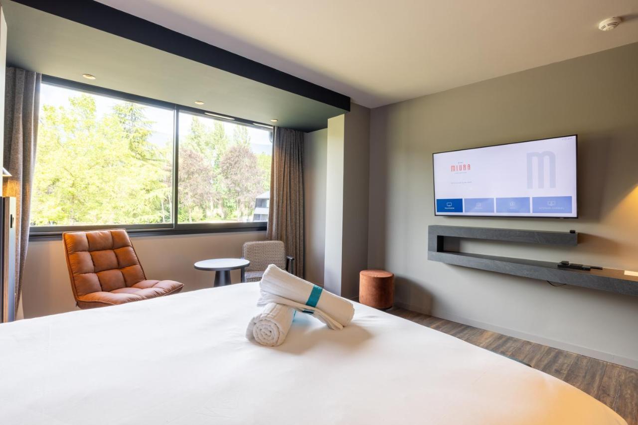 Miura Hotell Voglans Eksteriør bilde